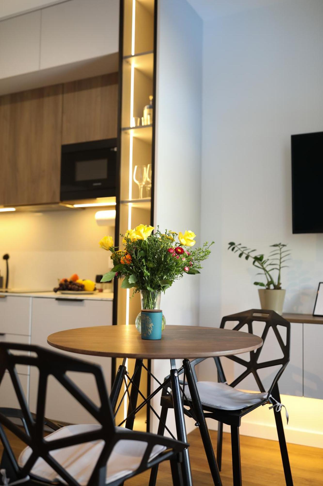 Apartament Zdziechowskiego With Parking And Ac, Mokotow Varsó Kültér fotó